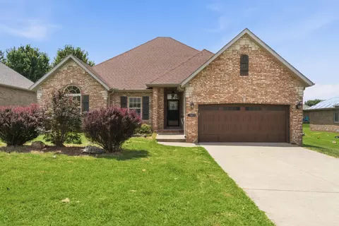 Exterior - 3857 N Sheedy Ave, Springfield, MO 65803 photo 2 of 8