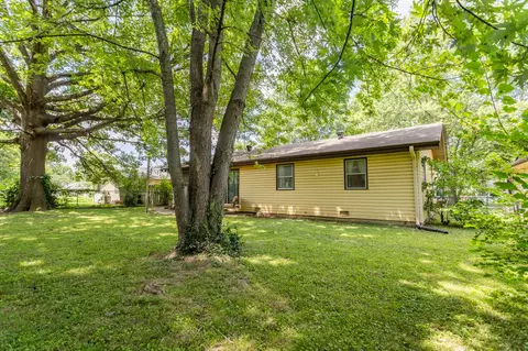 Exterior - 1348 S Arcadia Ave, Springfield, MO 65804 photo 5 of 7