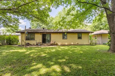 Exterior - 1348 S Arcadia Ave, Springfield, MO 65804 photo 4 of 7