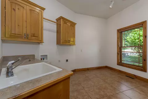 Other - 1418 E River Oaks Ln, Springfield, MO 65804 photo 3 of 27