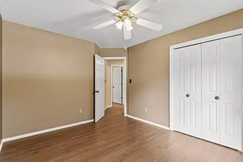 Bedroom - 3497 S Meadowlark Ave, Springfield, MO 65807 photo 3 of 5