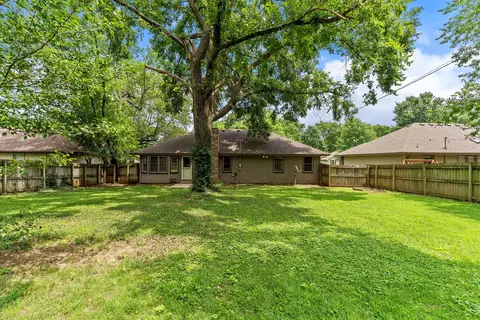 Exterior - 3497 S Meadowlark Ave, Springfield, MO 65807 photo 4 of 7