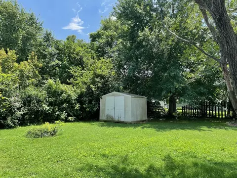 Exterior - 2716 E Linwood St, Springfield, MO 65804 photo 2 of 4