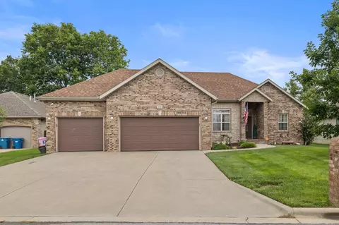 939 E Hodgson St, Nixa, MO 65714 photo 2