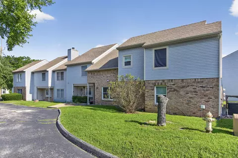Exterior - 2700 S Ingram Mill Rd #9, Springfield, MO 65804 photo 2 of 6