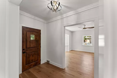 Entry Way - 2244 S Edgewater Dr, Springfield, MO 65804 photo 1 of 4