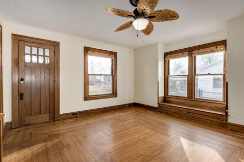 Living - 411 E Walker St, Ash Grove, MO 65604 photo 4 of 5