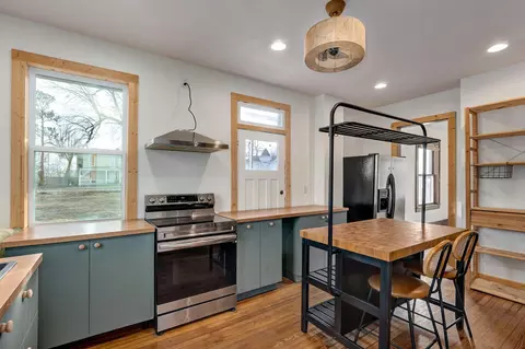 Kitchen - 411 E Walker St, Ash Grove, MO 65604 photo 2 of 4