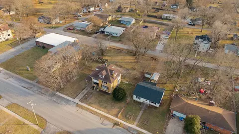 View/Area - 411 E Walker St, Ash Grove, MO 65604 photo 3 of 3