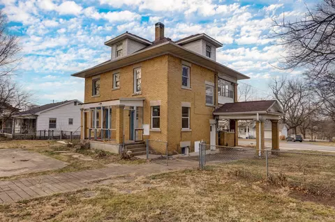 Other - 411 E Walker St, Ash Grove, MO 65604 photo 1 of 4