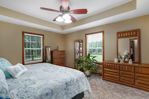 Bedroom - 65 Big Tree Trl, Buffalo, MO 65622 photo 2 of 4