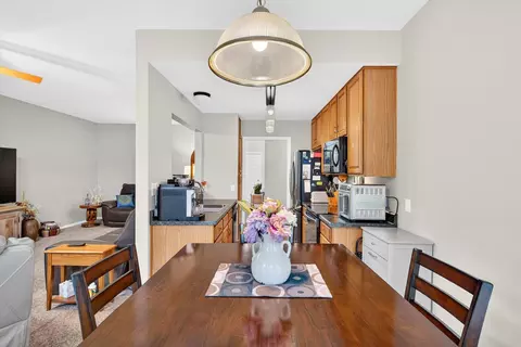 Dining - 1750 W Bennett St UNIT 1A, Springfield, MO 65807 photo 1 of 2