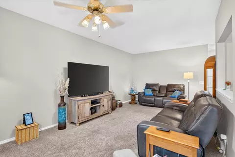 Living - 1750 W Bennett St UNIT 1A, Springfield, MO 65807 photo 2 of 2
