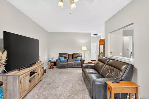 Living - 1750 W Bennett St UNIT 1A, Springfield, MO 65807 photo 1 of 2