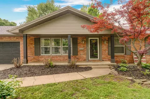 Exterior - 2117 E Montclair St, Springfield, MO 65804 photo 3 of 8