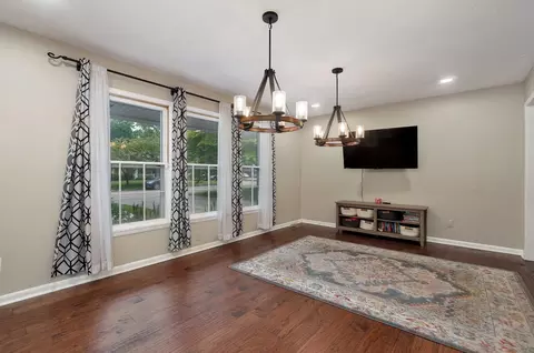 Living - 2117 E Montclair St, Springfield, MO 65804 photo 1 of 4