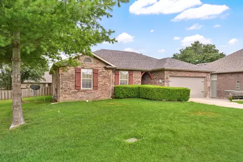 3128 W Melbourne St, Springfield, MO 65810 photo 2