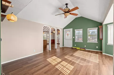 Living - 424 426 Monarch Dr, Branson, MO 65616 photo 3 of 4