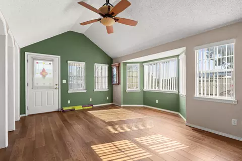 Living - 424 426 Monarch Dr, Branson, MO 65616 photo 4 of 4