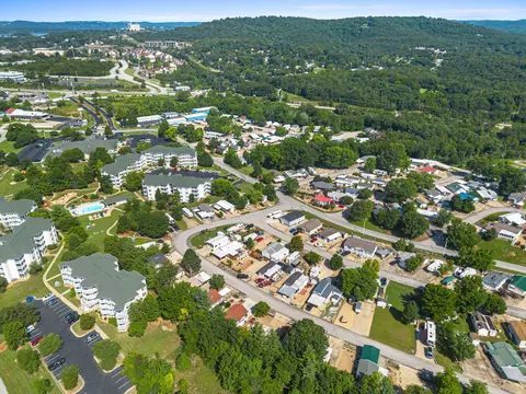 View/Area - 424 426 Monarch Dr, Branson, MO 65616 photo 7 of 8