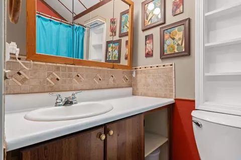 Bath - 424 426 Monarch Dr, Branson, MO 65616 photo 1 of 1