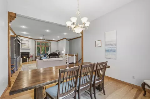 Dining - 1019 W Parkhill Cir, Springfield, MO 65810 photo 2 of 4