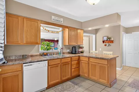 Kitchen - 2654 E Portland St, Springfield, MO 65804 photo 1 of 4