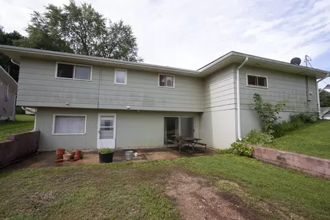 Exterior - 604 Norman St, Ava, MO 65608 photo 4 of 8