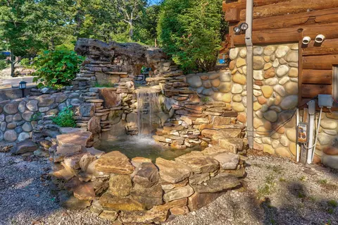 Exterior - 26647 Twin Rivers Dr, Shell Knob, MO 65747 photo 5 of 12