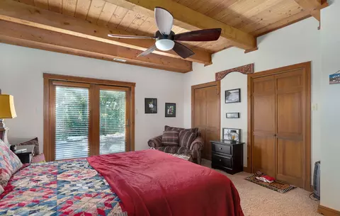 Bedroom - 26647 Twin Rivers Dr, Shell Knob, MO 65747 photo 8 of 8
