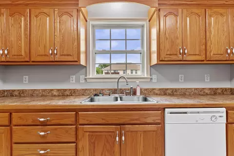 Kitchen - 716 Shelley St, Willard, MO 65781 photo 3 of 3