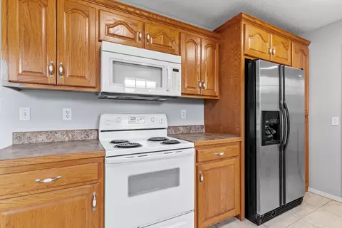 Kitchen - 716 Shelley St, Willard, MO 65781 photo 2 of 3