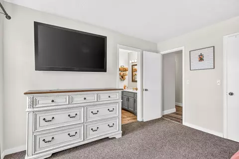 Bedroom - 6038 State Highway A, Marshfield, MO 65706 photo 2 of 4