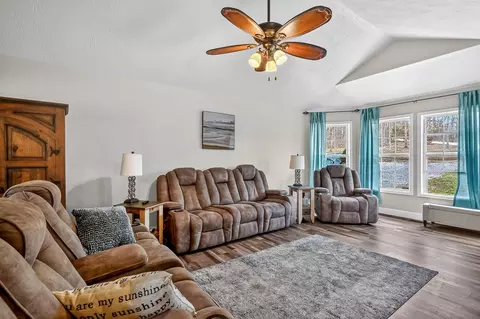 Living - 6038 State Highway A, Marshfield, MO 65706 photo 1 of 1