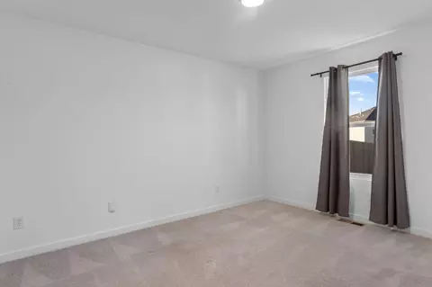 Bedroom - 403 N Cheyenne Valley Rd, Nixa, MO 65714 photo 6 of 6