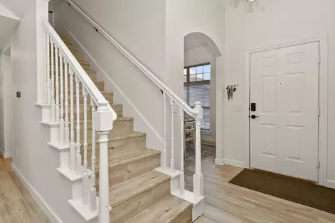 Entry Way - 285 Steury Rd, Springfield, MO 65809 photo 3 of 3