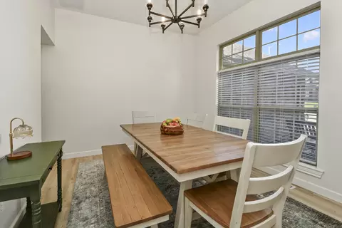 Dining - 285 Steury Rd, Springfield, MO 65809 photo 2 of 4