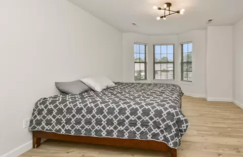 Bedroom - 285 Steury Rd, Springfield, MO 65809 photo 5 of 7