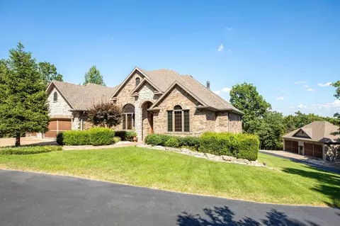 Exterior - 114 Lake Expressway Trl, Branson West, MO 65737 photo 2 of 15