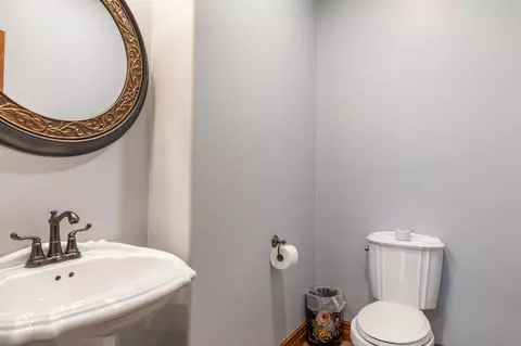 Bath - 114 Lake Expressway Trl, Branson West, MO 65737 photo 3 of 5