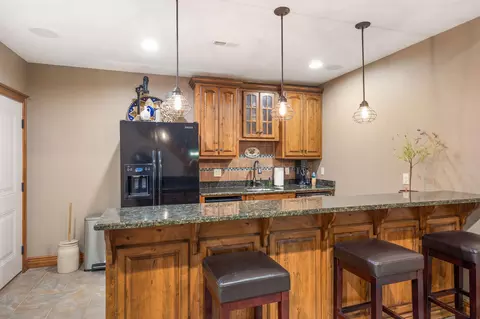 Kitchen - 114 Lake Expressway Trl, Branson West, MO 65737 photo 6 of 7
