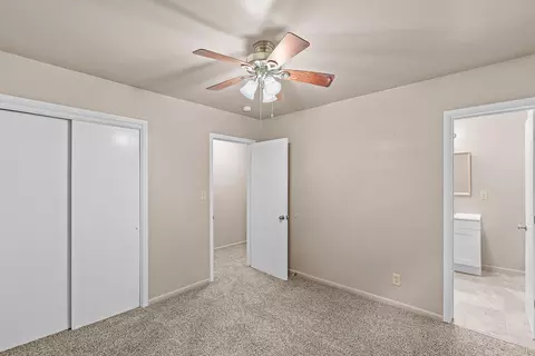 Bedroom - 1538 E Lindberg St, Springfield, MO 65804 photo 3 of 6