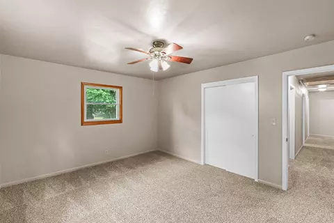 Bedroom - 1538 E Lindberg St, Springfield, MO 65804 photo 2 of 6