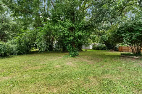 Exterior - 1538 E Lindberg St, Springfield, MO 65804 photo 8 of 8