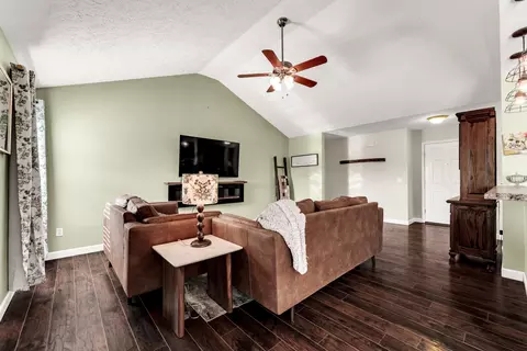Other - 1054 S Tanner Dr, Springfield, MO 65802 photo 4 of 9