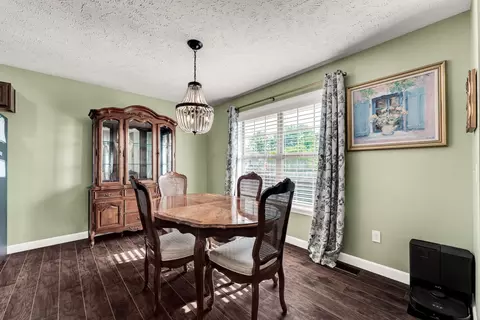 Dining - 1054 S Tanner Dr, Springfield, MO 65802 photo 1 of 2