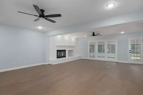 Living - 2435 E Michelle Pl, Springfield, MO 65804 photo 1 of 7