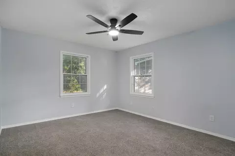 Bedroom - 2435 E Michelle Pl, Springfield, MO 65804 photo 4 of 5