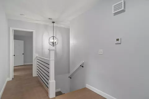 Entry Way - 2435 E Michelle Pl, Springfield, MO 65804 photo 5 of 5