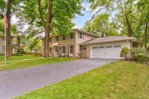 Exterior - 2435 E Michelle Pl, Springfield, MO 65804 photo 5 of 18